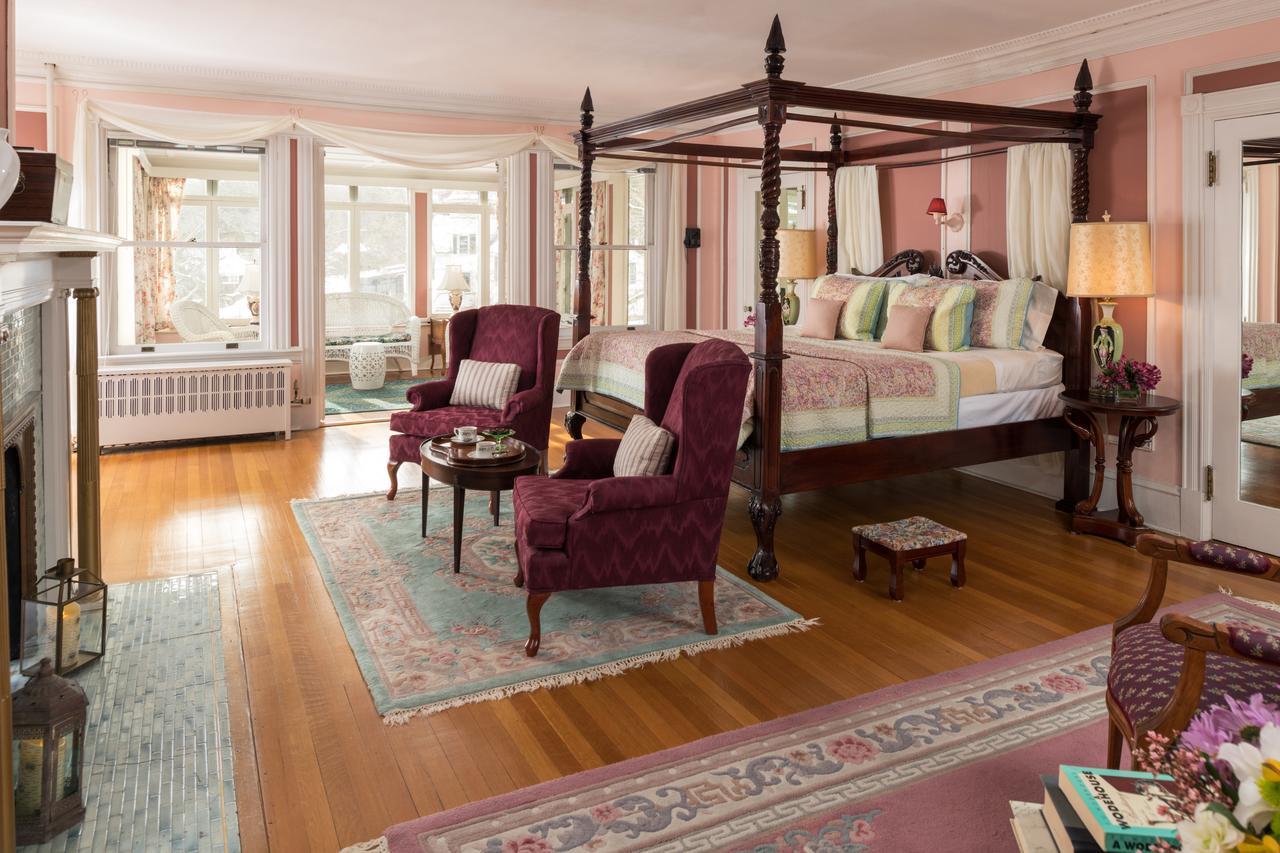 Idlwilde Inn Watkins Glen Extérieur photo
